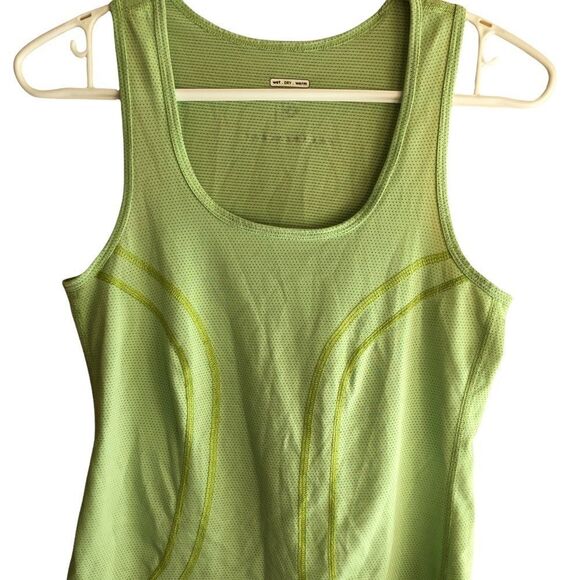 𝅺lululemon Silverescent Motion Singlet Tank EUC - Picture 1 of 7